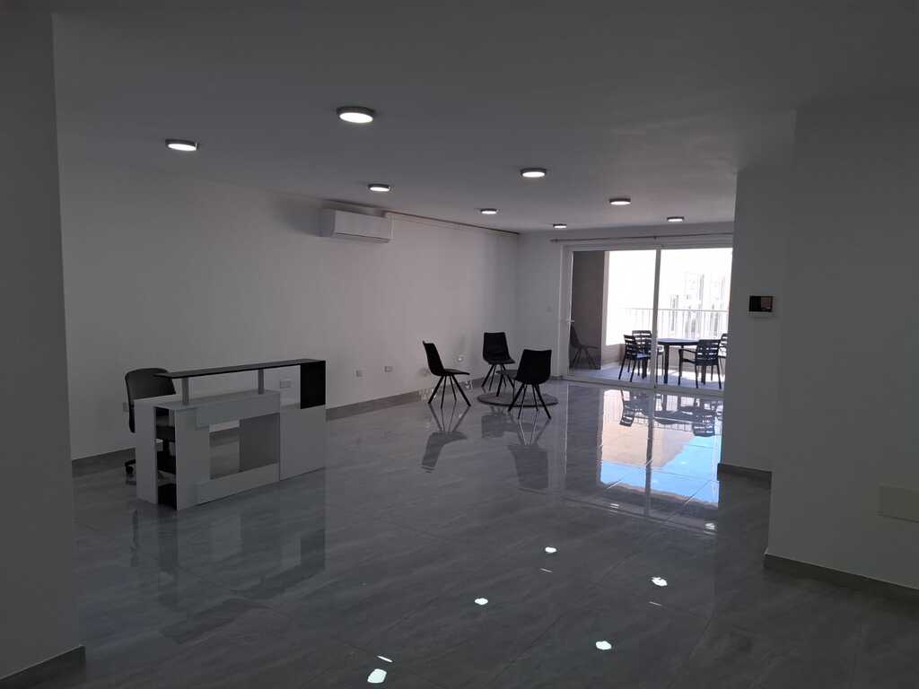 Office for Long Let in Mosta - €1,200/month