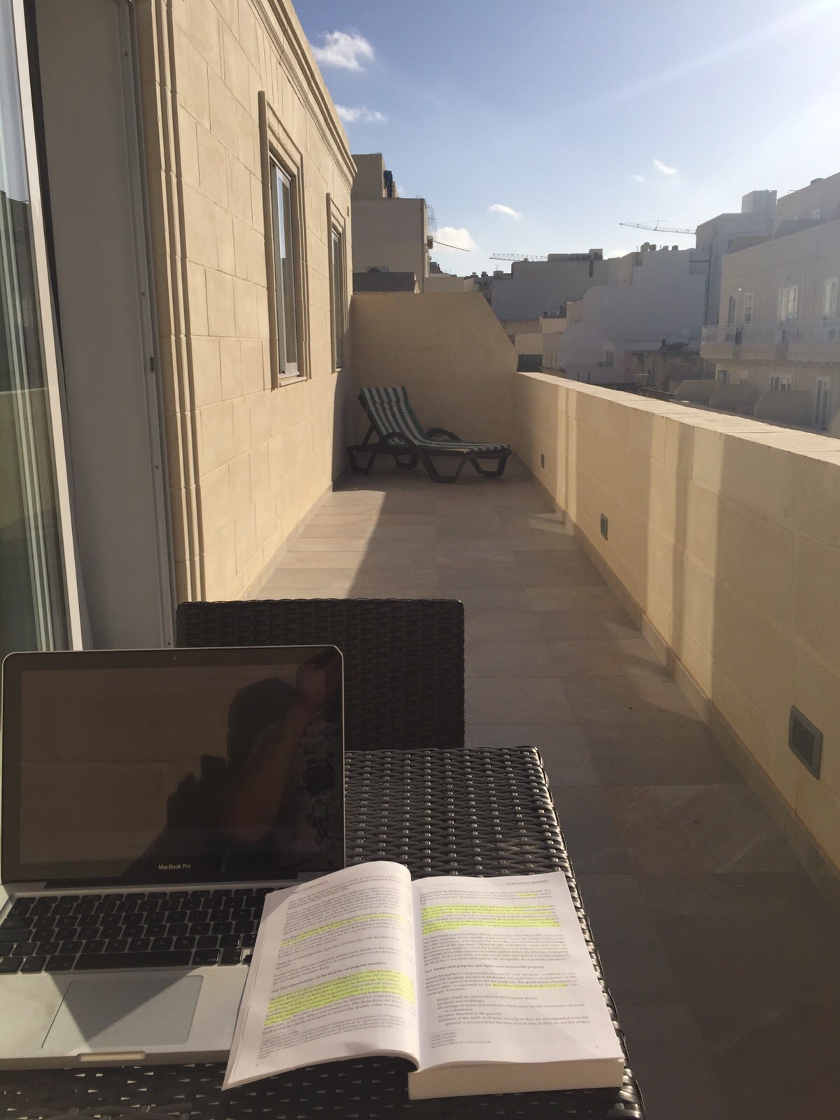 Bright Modern 2-Bedroom Penthouse with Large Terraces in Sliema photo 8