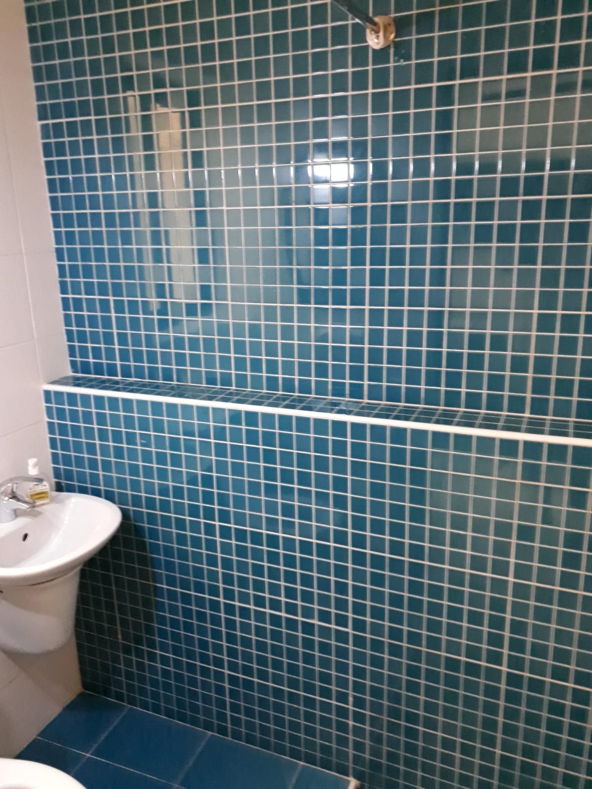 Prime 70 sqm Street Level Class 4 Shop in St. Julians photo 6