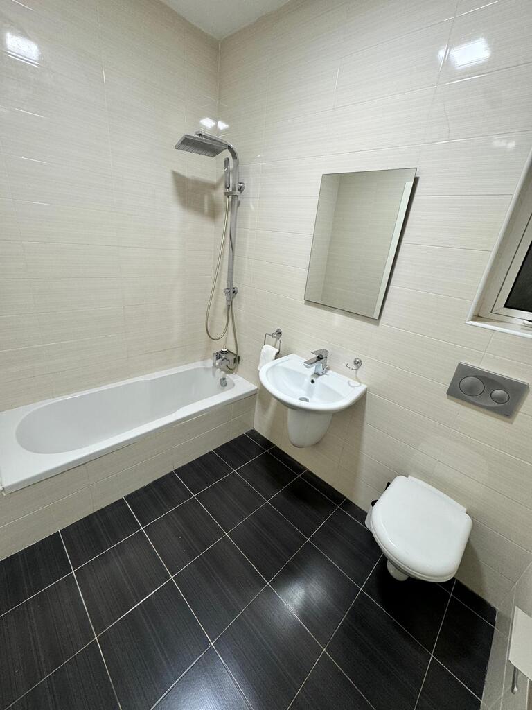3 Bedroom Apartment for Long Let in Swieqi - €1,800/month photo 9