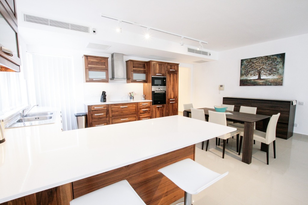 3 Bedroom Maisonette for Long Let in Swieqi - €2,100/month photo 3