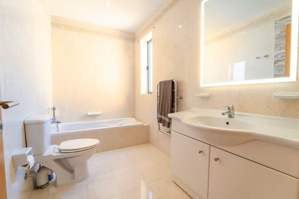 3 Bedroom Apartment for Long Let in Sliema - €4,500/month photo 44