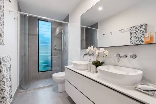 3 Bedroom Apartment in St Julians LONGLET