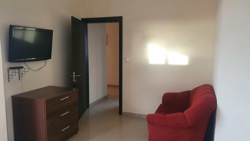 1 Bedroom Penthouse for Long Let in Qawra - €900/month photo 10