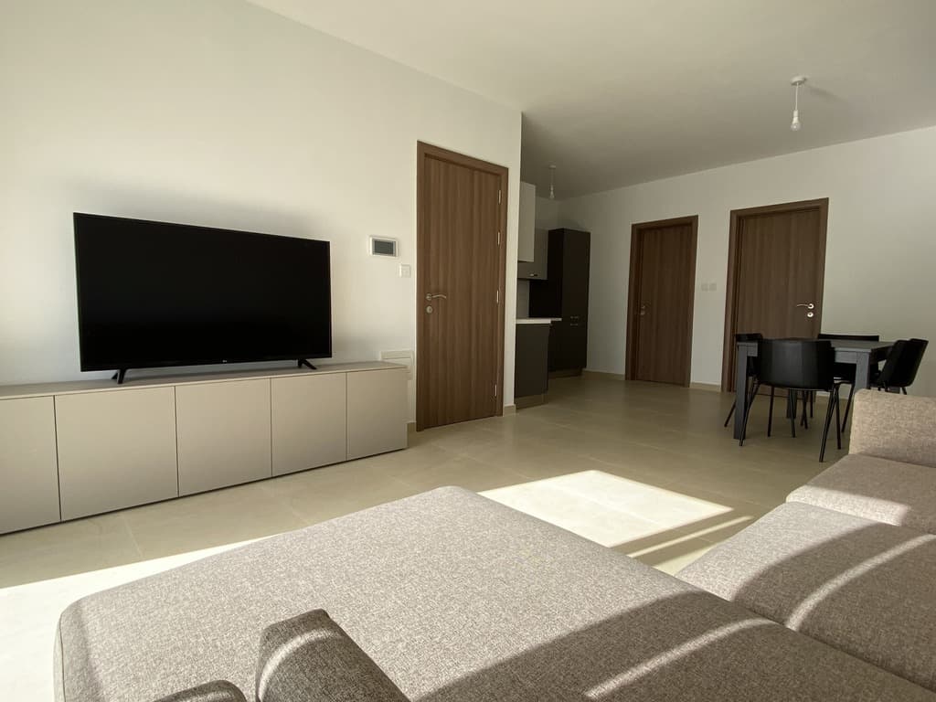 1 Bedroom Apartment for Long Let in Ħamrun - €1,100/month