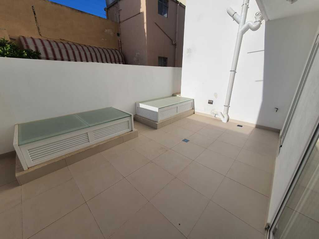 3 Bedroom Maisonette for Long Let in Swieqi - €2,000/month photo 8