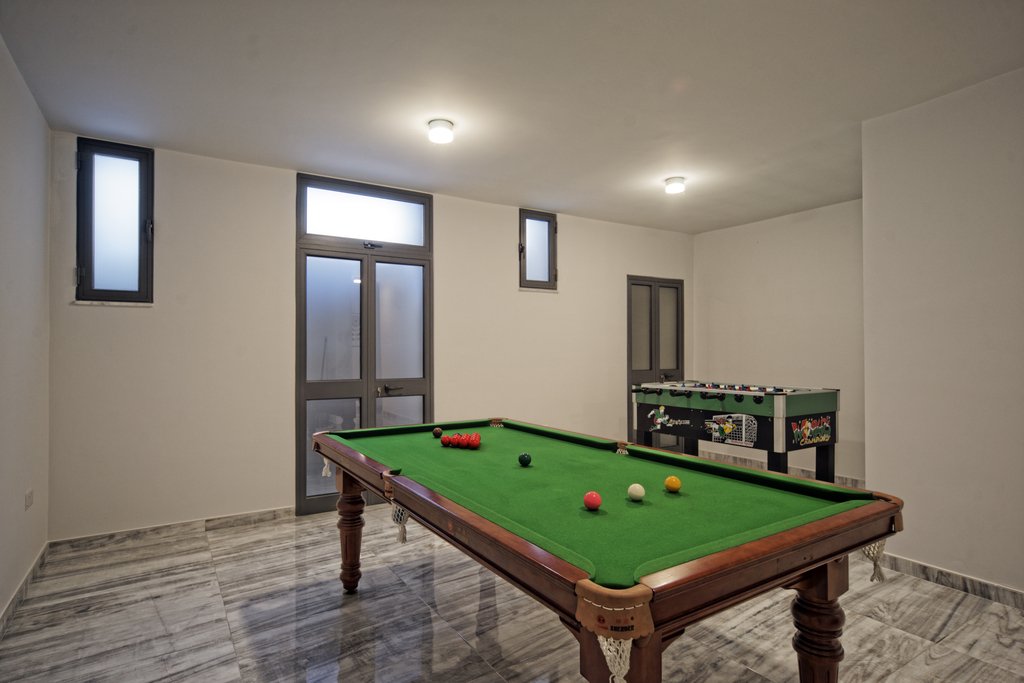 Modern Designer 3-Bedroom Townhouse in Sliema photo 10
