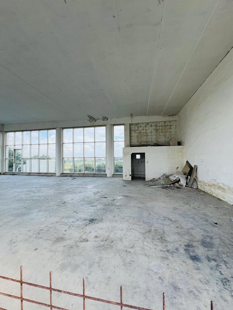 Warehouse for Long Let in Għaxaq - €4,050/month photo 2