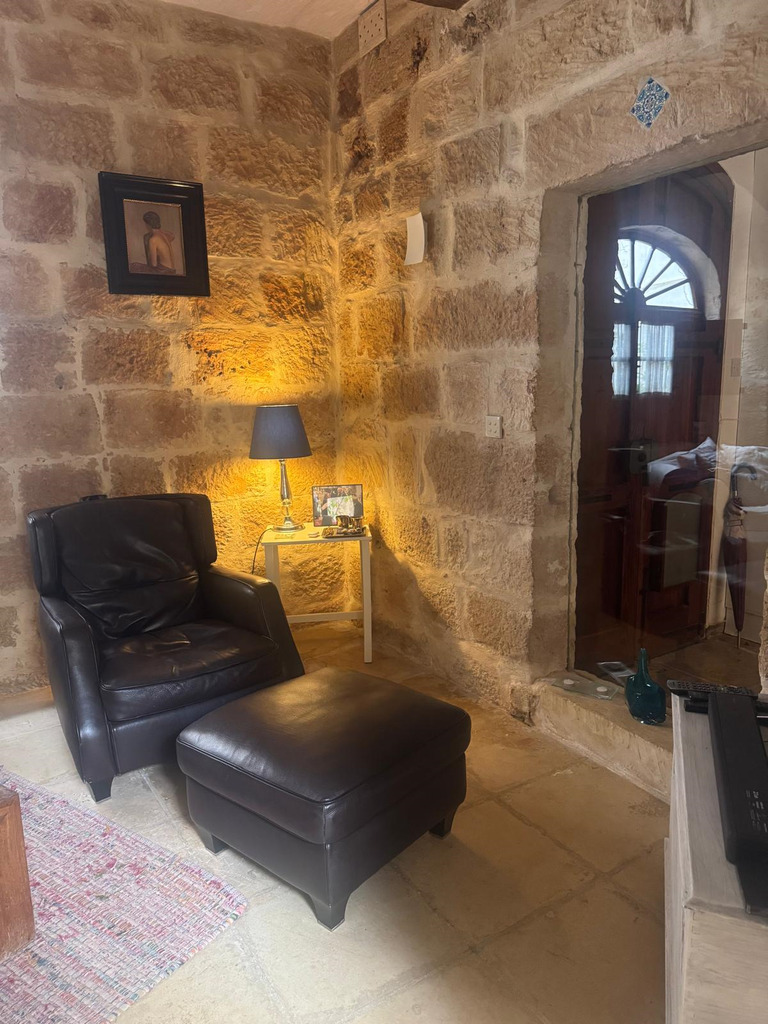 3 Bedroom House of Character for Long Let in Mġarr - €2,500/month photo 4