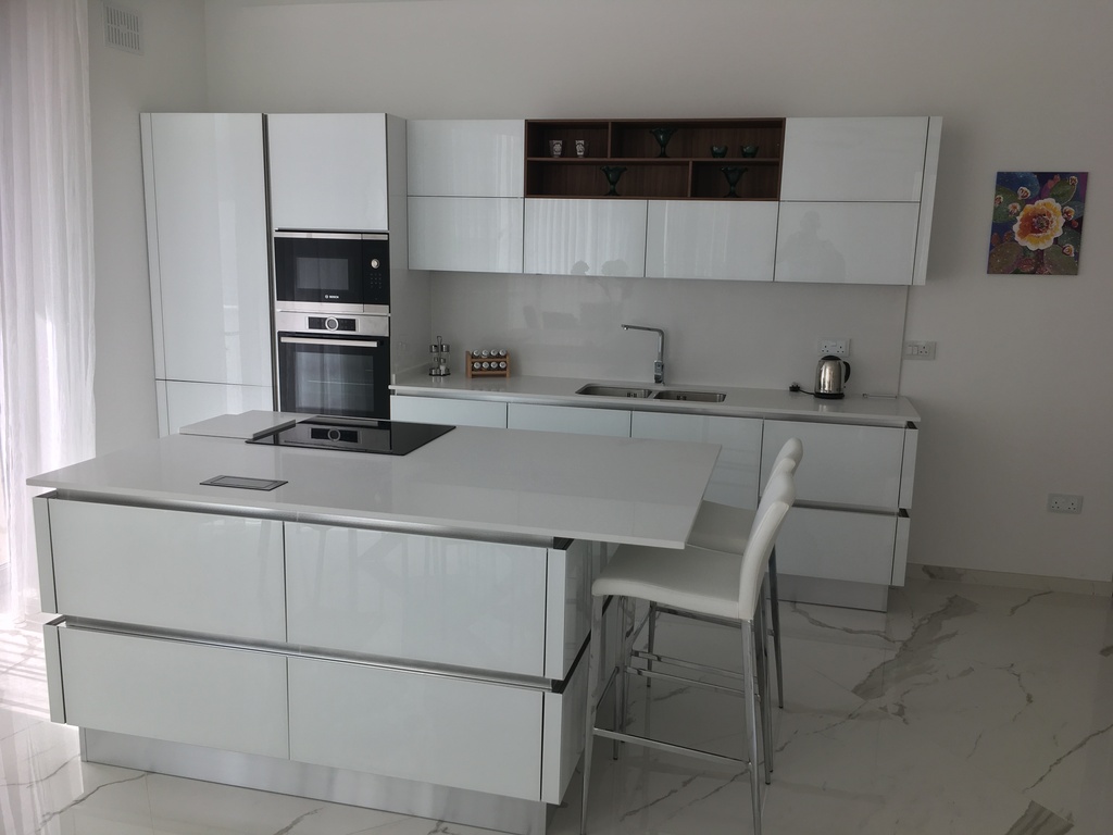 1 Bedroom Ensuite Apartment for Long Let in Sliema - €2,500/month photo 14