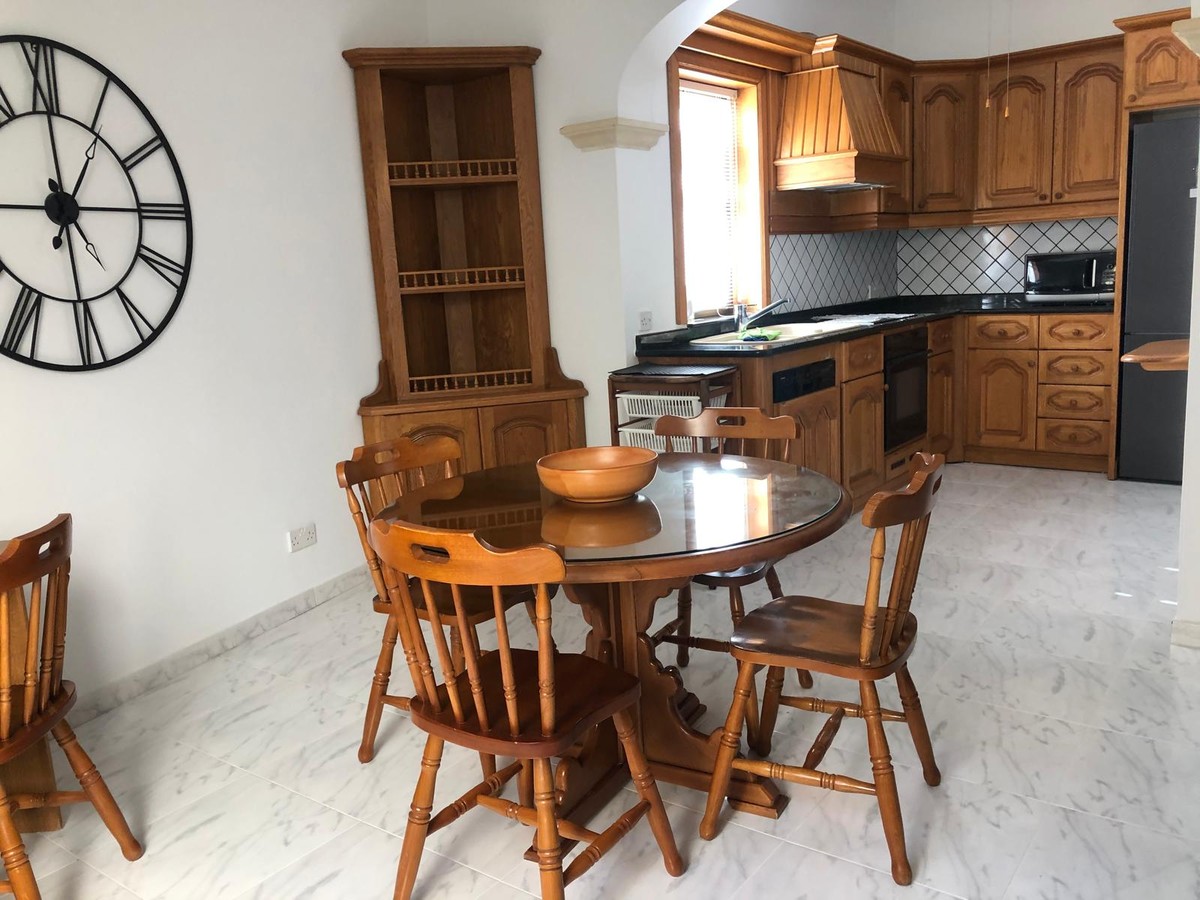 2 Bedroom Apartment for Long Let in St. Julian's - €1,400/month photo 3