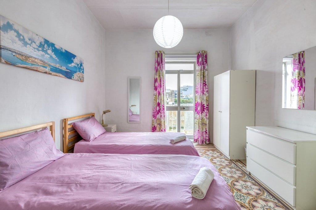 2 Bedroom Apartment for Long Let in Ta' Xbiex - €1,200/month photo 7