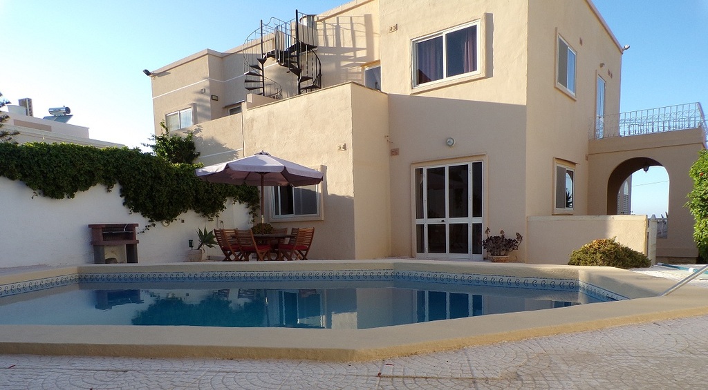 6 Bedroom Villa for Long Let in Madliena - €6,000/month