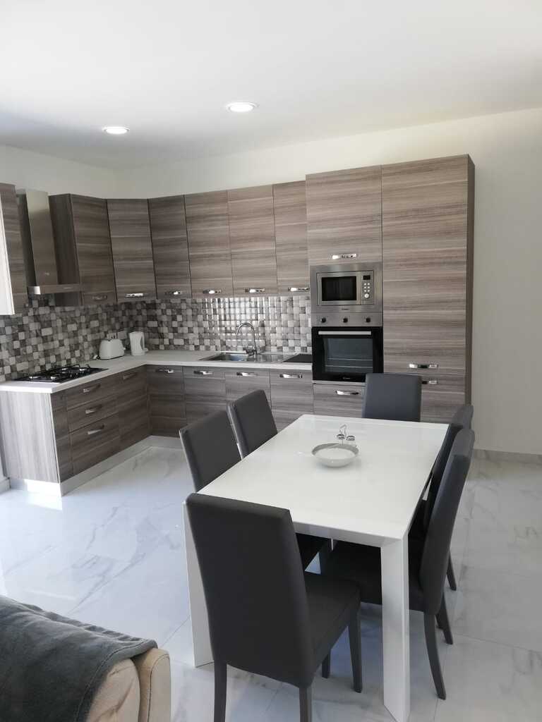 2 Bedroom Ensuite Penthouse for Long Let in Għargħur - €1,350/month photo 11