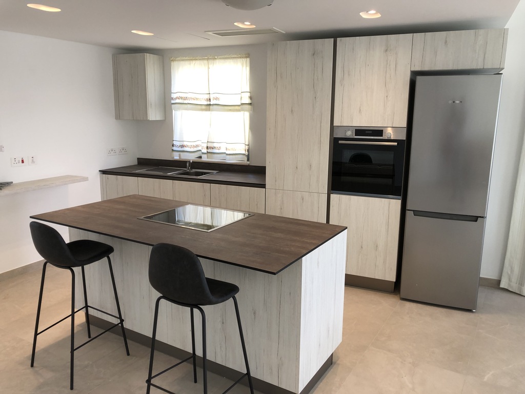 2 Bedroom Apartment for Long Let in St. Julian's - €2,700/month photo 7