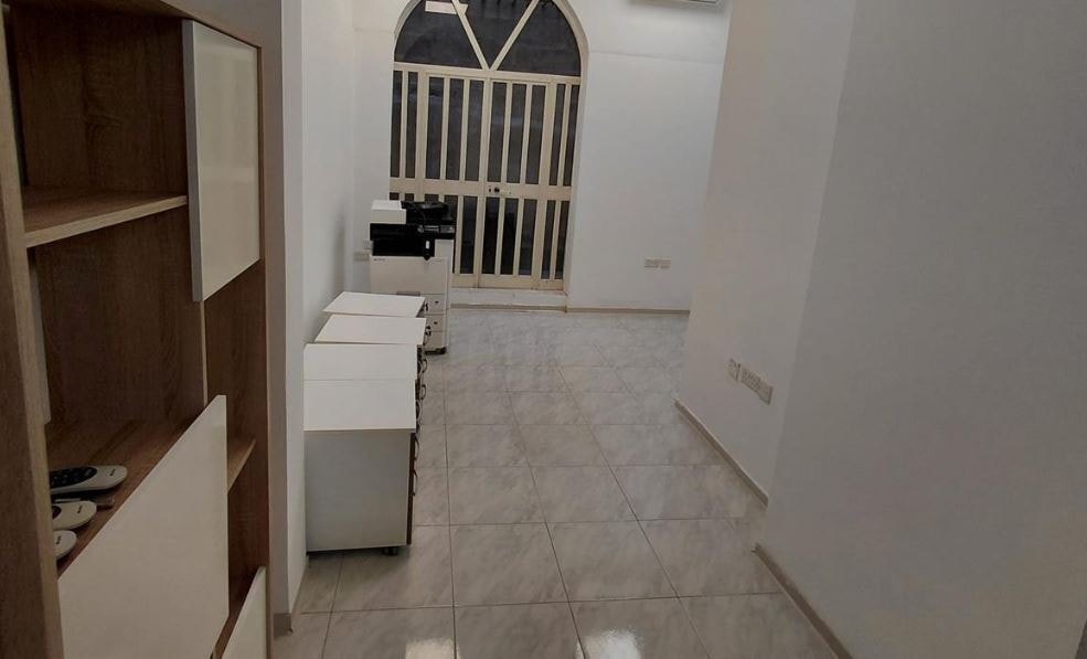 Office for Long Let in Pietà - €900/month photo 4