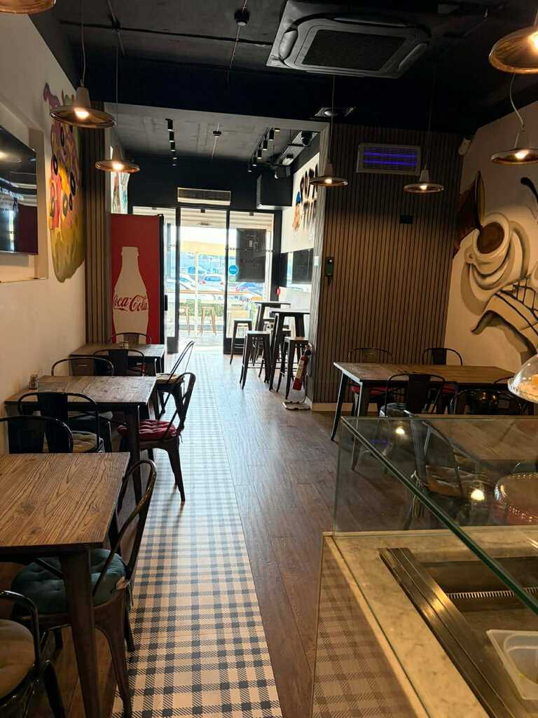 Restaurant/Bar for Long Let in Gżira - €4,050/month photo 4