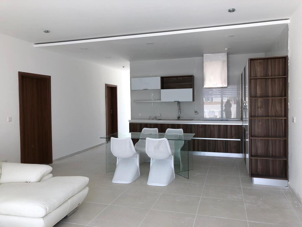 2 Bedroom Penthouse for Long Let in Swieqi - €2,500/month photo 3