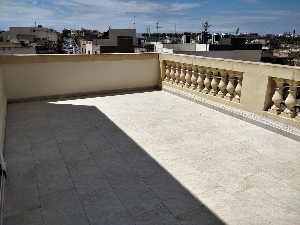 2 Bedroom Penthouse for Long Let in Paola - €1,750/month photo 19