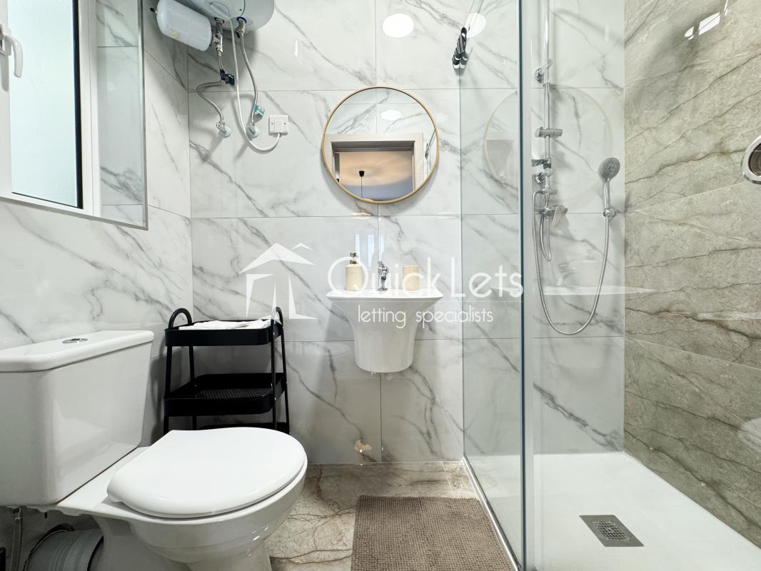 2 Bedroom Ensuite Penthouse for Long Let in Mellieħa - €1,900/month photo 10