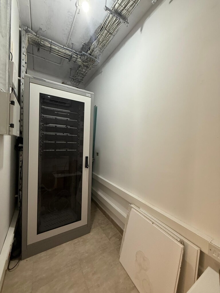 Office for Long Let in Balzan - €4,500/month photo 11