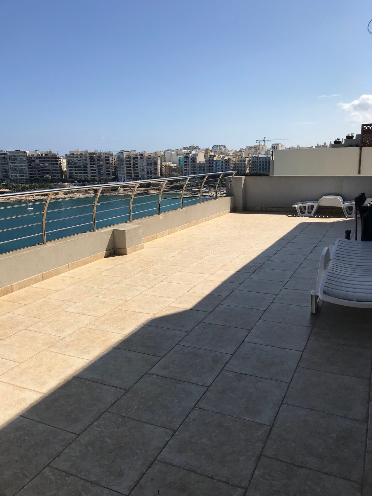 Stunning 2-Bedroom Penthouse with Sea Views in St Julians