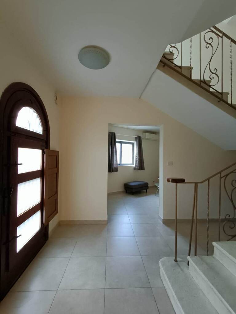 3 Bedroom Terraced House for Long Let in Baħar iċ-Ċagħaq - €2,300/month photo 18