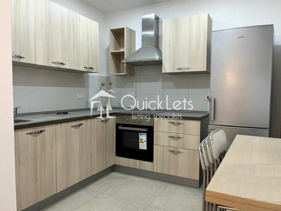 SLIEMA | MAISONETTE  | €1,600 /month photo 6