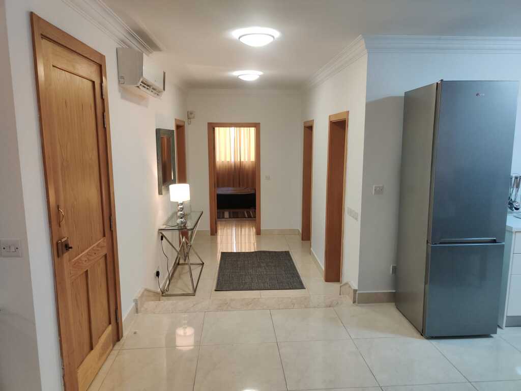 3 Bedroom Maisonette for Long Let in Sliema - €2,000/month photo 4