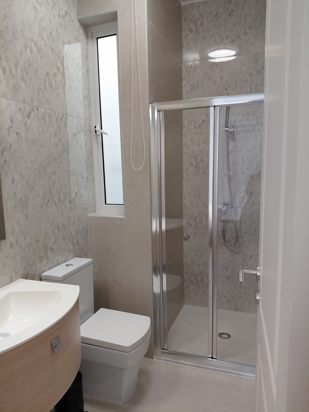 Designer-Finished 3-Bedroom Penthouse in Lija photo 12