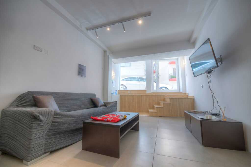 Office for Long Let in St. Julian's - €1,500/month photo 2