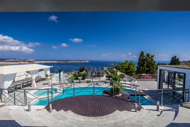 Magnificent & Luxurious Detached Villa with Panoramic Sea Views & Country Views in Mellieha