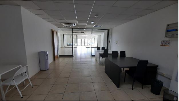 Office for Long Let in St. Julian's - €6,400/month photo 7