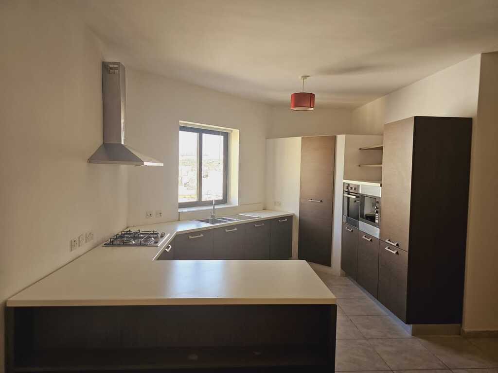3 Bedroom Apartment for Long Let in Pietà - €1,650/month photo 5