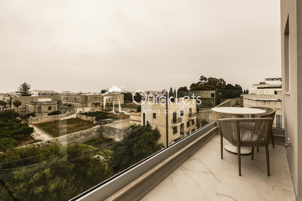 3 Bedroom Ensuite Apartment for Long Let in San Ġwann - €2,500/month photo 6
