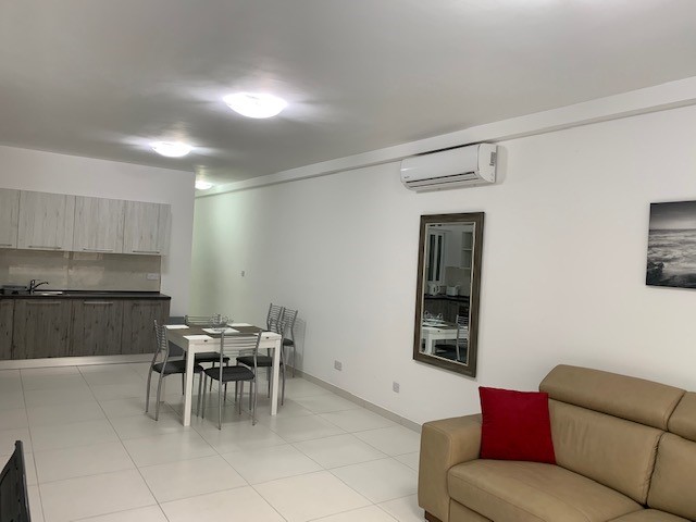 2 Bedroom Apartment for Long Let in St. Julian's - €1,650/month photo 2