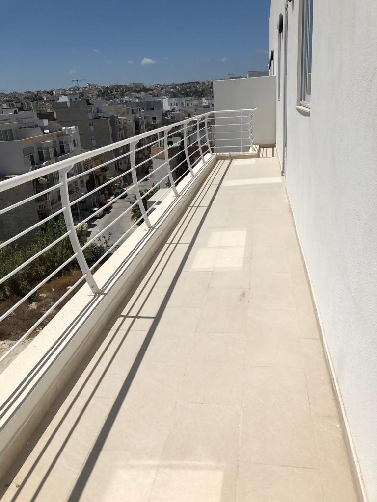2 Bedroom Penthouse for Long Let in Swieqi - €2,500/month photo 14