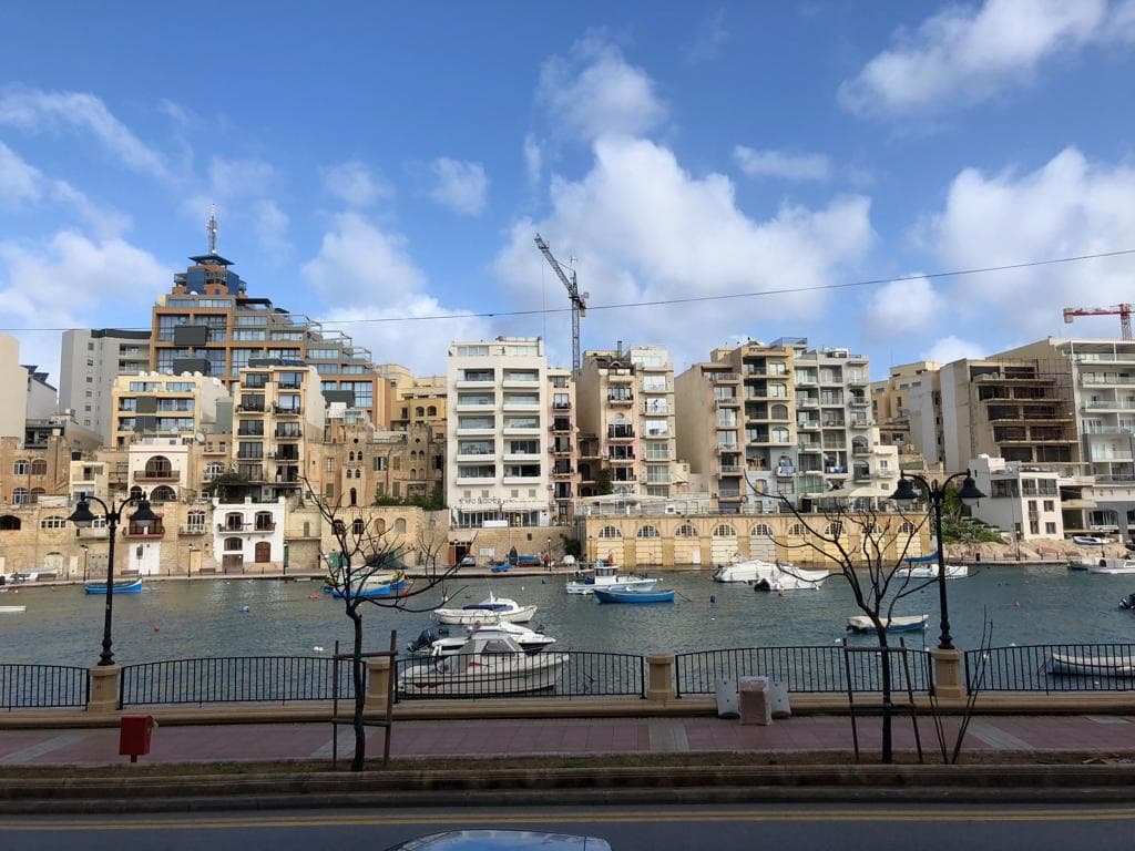 2 Bedroom Apartment for Long Let in St. Julian's - €2,000/month