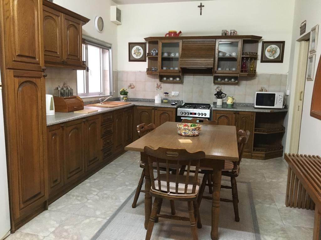 Beautifully Presented 3-Bedroom Maisonette in Swieqi photo 2