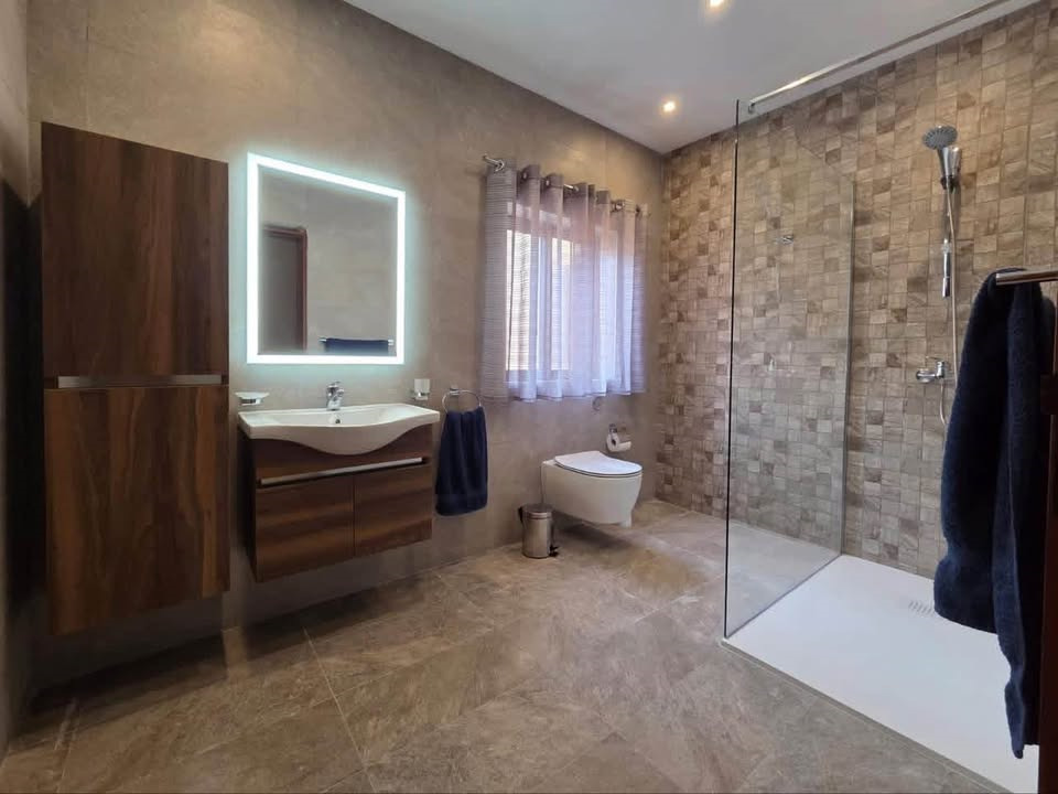 3 Bedroom Terraced House for Long Let in Għaxaq - €2,000/month photo 8