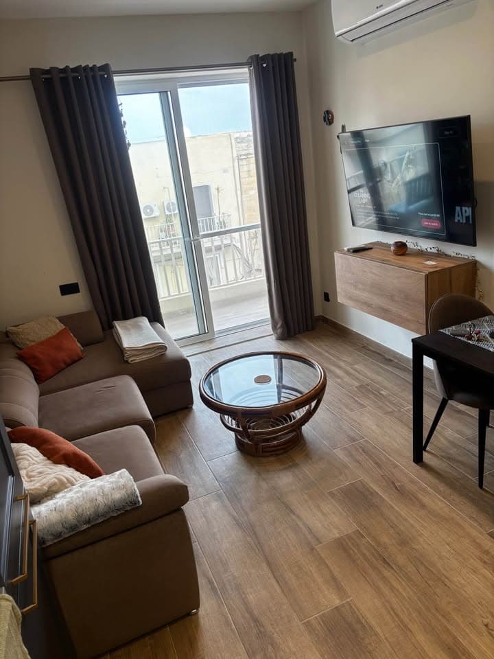 3 Bedroom Apartment for Long Let in Xemxija - €1,500/month