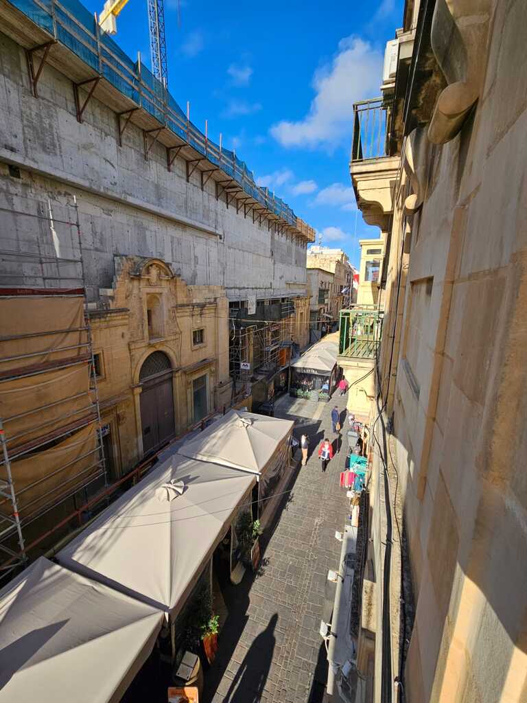 Office for Long Let in Valletta - €3,500/month