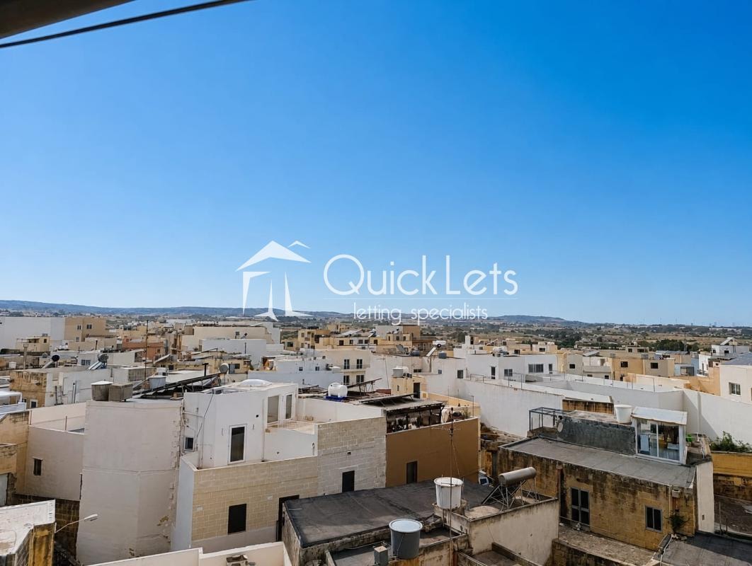 2 Bedroom Ensuite Penthouse for Long Let in Żebbuġ - €1,600/month photo 10