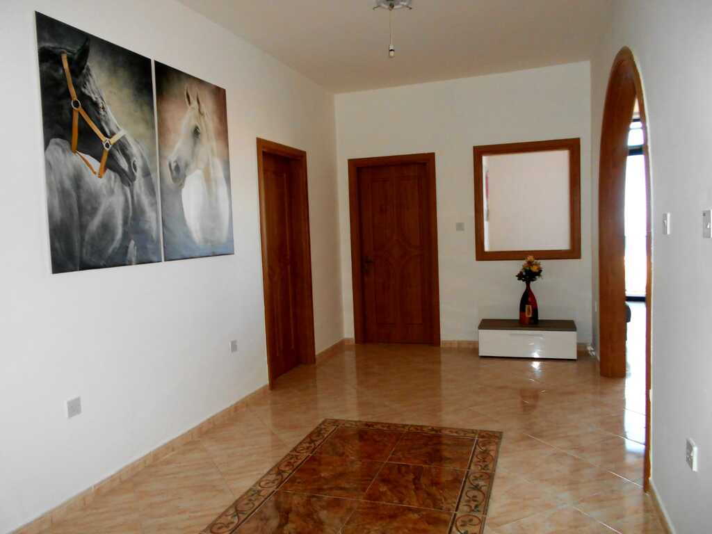 3 Bedroom Ensuite Apartment for Long Let in Marsaskala - €1,500/month photo 4