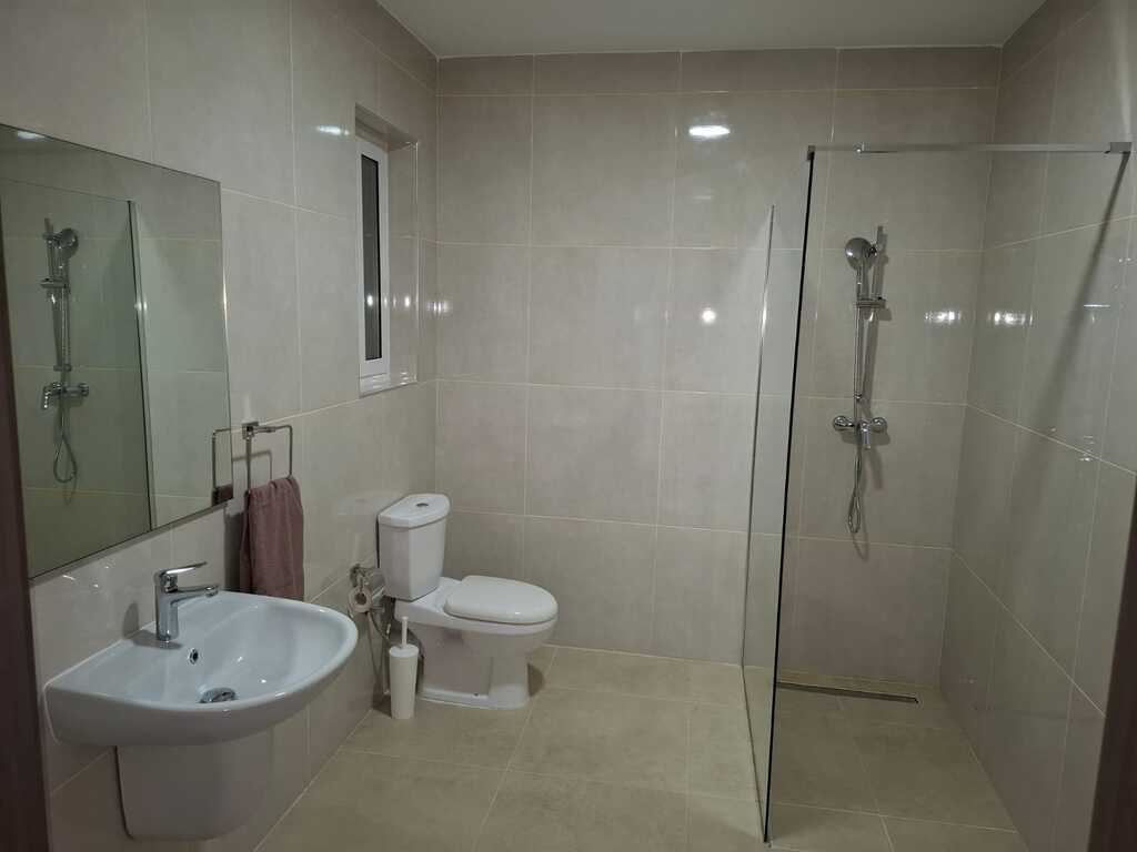 Office for Long Let in Mosta - €1,200/month photo 8