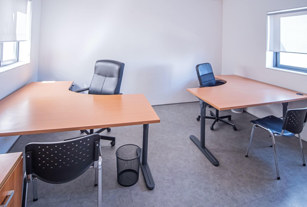 Office for Long Let in Ta' Xbiex - €7,000/month photo 16