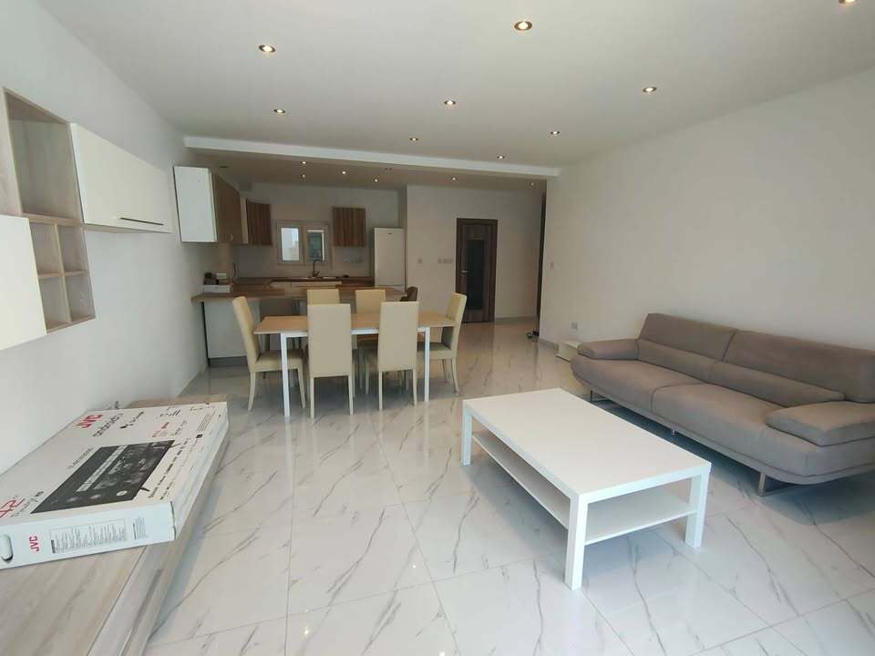 3 Bedroom Apartment for Long Let in San Ġwann - €2,000/month