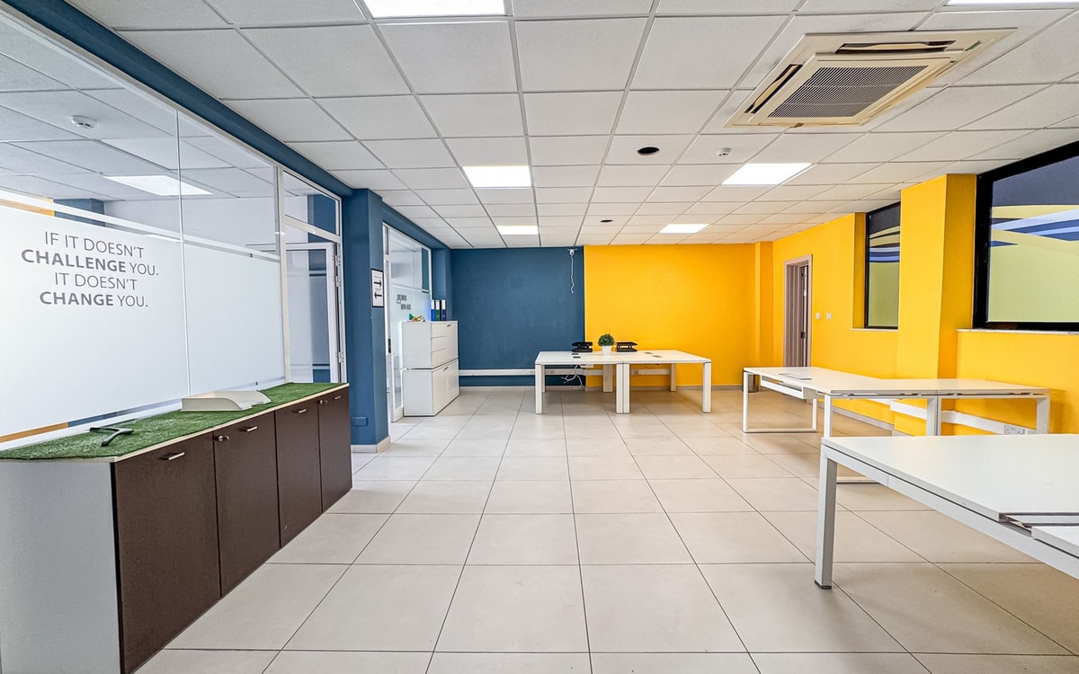 Office for Long Let in Sliema - €2,000/month photo 5