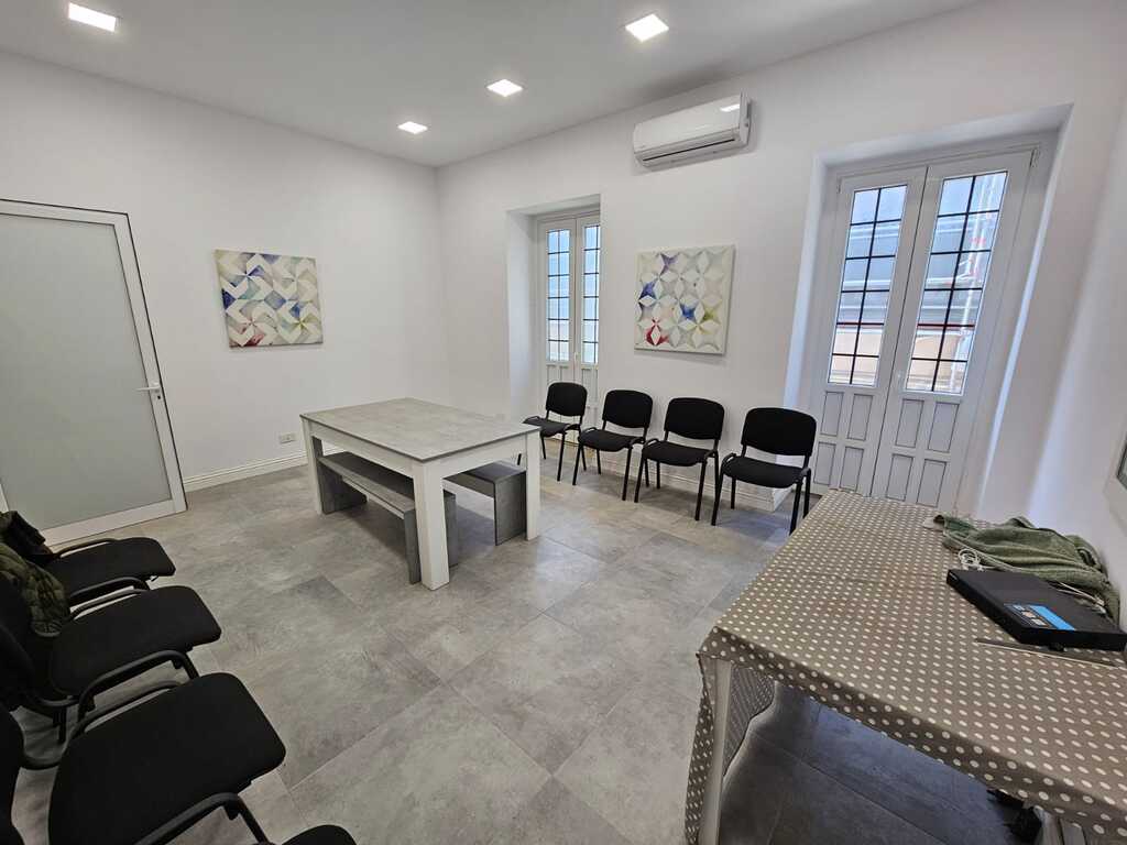 Office for Long Let in Valletta - €3,500/month photo 19