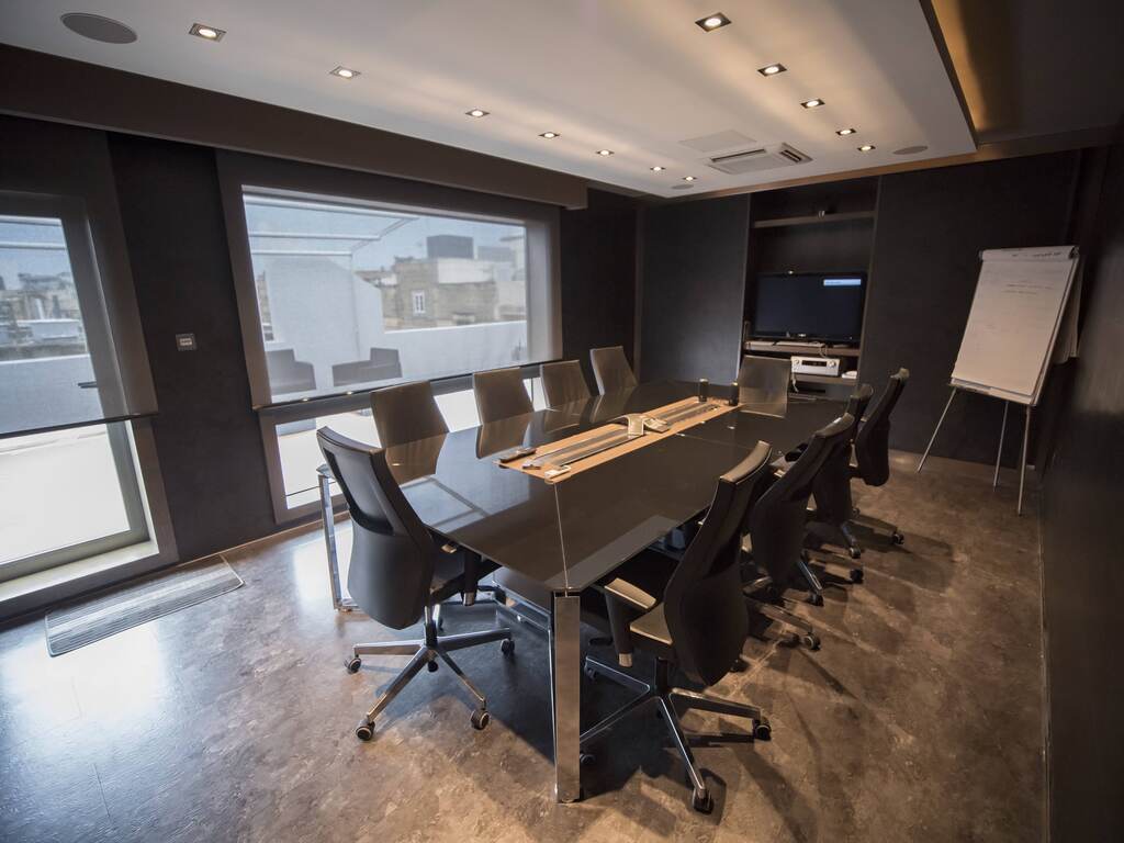 Office for Long Let in Ta' Xbiex - €7,000/month photo 4
